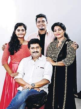 Alan Joy Mathew and his family