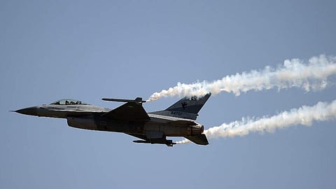 A Pakistani F-16 fighter jet