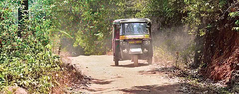 The dusty mud road that leads to Malekudiya village in Sulikeri Mogru of Belthangady. Bad roads and connectivity are major issues in the constituency | Rajesh Shetty Ballalbagh