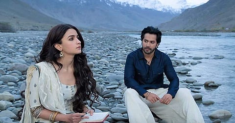 Bollywood actors Varun Dhawan and Alia Bhatt in 'Kalank'. (Photo | YouTube Screengrab)
