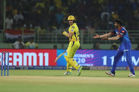 Shane Watson looking back towards Faf du Plessis as Shreyas Iyer gestures. (Photo | Twitter/IPL)