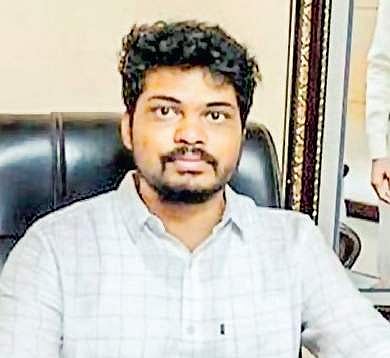 Governor accepts Minister Kidari Sravan Kumar’s resignation