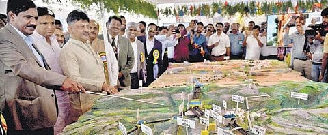 Officials explain the Yettinahole project to Water Resources and Minor Irrigation Minister D K Shivakumar at a workshop in Bengaluru |nagaraja gadekal