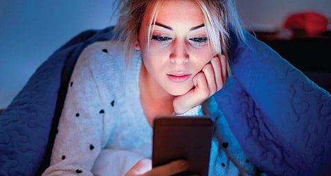 Blue light, the new aggressor