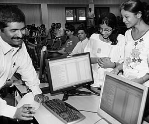 Students of COMEDK counselling in Bangalore