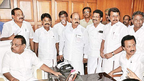 Newly elected DMK MLAs taking oath in the presence of Assembly Speaker  P Dhanapal and party chief MK Stalin on Tuesday | D SAMPATHKUMAR