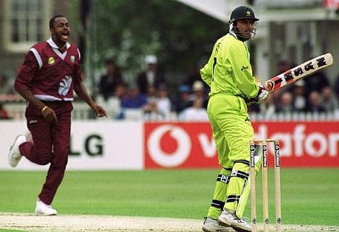Courtney Walsh celebrates the wicket of Shahid Afridi during 1999 World Cup. (Photo | AFP)