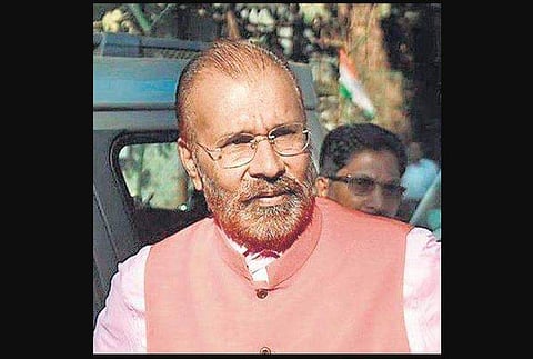 Ishrat Jahan case: Court allows discharge pleas of former cops D G Vanzara,  N K Amin