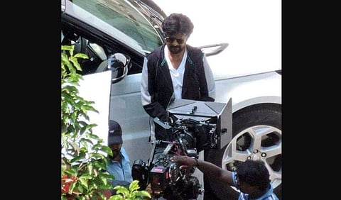 Leaked photos of Superstar Rajinikanth from the sets of Darbar have been going viral. (Photo | Twitter)