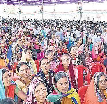 Rebels drop out of Kundgol contest, Congress breathes easy