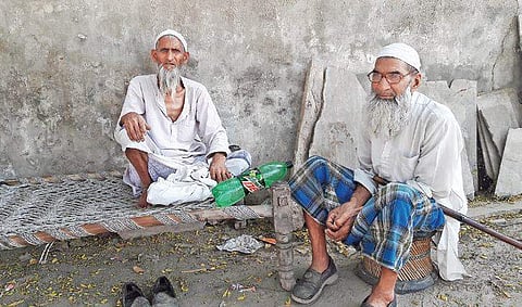 Fateh Mohammad and Abdul Rahim at Khandawli village in Faridabad | Somrita ghosh