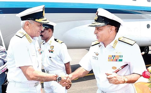 CNS Admiral Sunil Lanba being received by Vice Admiral A K Chawla