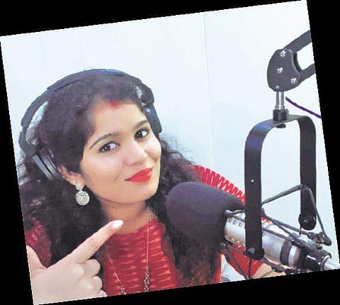 RJ Prateeka at Magic 106.4 FM