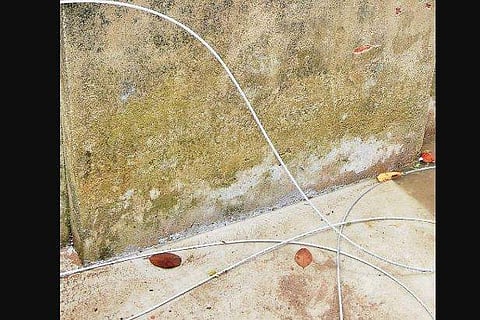 The snapped electric line that resulted in the electrocution of two people at Pulli lane near Pettah is kept at a nearby house after the KSEB officials switched off the power supply. The KSEB officials had to face public ire after the incident