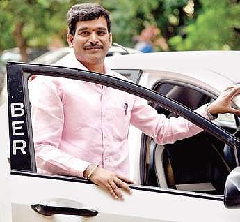 Mallappa V Pattar, a part-time cab driver, has an MA degree in Sanskrit.  (Photo | Nagaraja Gadekal)