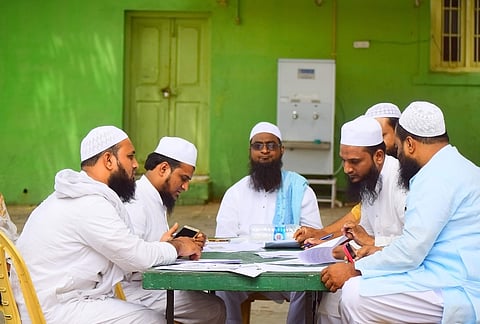 Investors of IMA Jewels in Shivajinagar, Bengaluru (Photo | Pandarinath B, EPS)