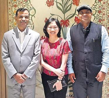 The three speakers who took part included – Dr Irfan Shaikh, Head of Scientific and Medical Affairs, Abbott Pediatric Nutrition, Dr Marion M Aw, Associate Professor, Department of Pediatrics, National University Health System, Singapore and Dr Pavan Kumar