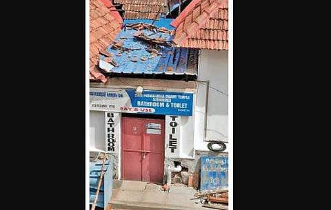 Loos can wait, Padmanabha temple busy with office renovation
