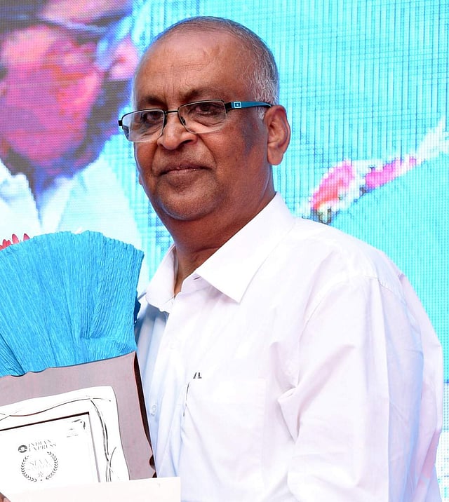 Shivareddy, Headmaster, Government High School, Immadihalli: Posted at the school since 2012, Shivareddy is fueled by the concern he has for the children who study in the school. During his tenure, so far, he has ensured aid of Rs. 1.5 crores for the government school, with financial support from NGOs as well.  For class 10th students studying for the crucial board exam, he managed to provide 360 solar lamps. Ten students from his school were also adopted by corporates last year, ensuring they continue their higher education in prestigious institutes. The science lab at this school, the brainchild of Shivareddy, is often visited by private school students as well. The school today has 500 students and sports an excellent computer lab and a proper midday meal shelter.