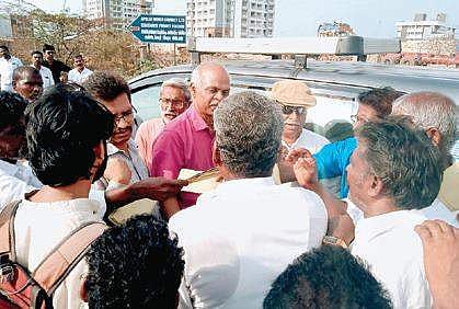 Central team members on Monday receiving representations from fishermen against Kattupalli port expansion | Express