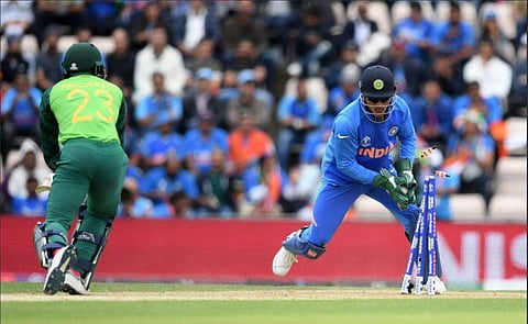 MS Dhoni stumps South Africa's Andile Phehlukwayo (Photo | ICC Twitter)