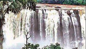 Peringalkuthu dam still bears deluge scars