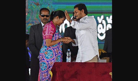 Andhra Pradesh CM Jagan Mohan Reddy inducts Mekathoti Sucharitha from Prathipadu constituency (reserved for Scheduled Caste) into his Cabinet on 8 June 2019. (Photo | P Ravindra Babu, EPS)