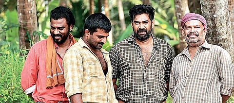 Still from Sathyam Paranjha Vishwasikkuvo