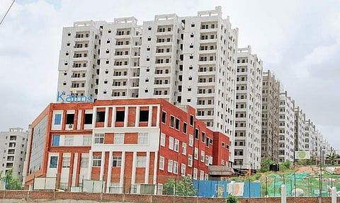 An international school in Chitrapuri built on a land leased out by the association, does not serve any purpose for the kids here due to its exorbitant fees. (Phtot | S Senbagapandiyan, EPS)