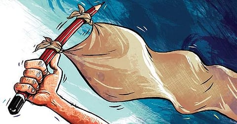 ‘Lack of social obligation churning out apolitical gangs, not statesmen’