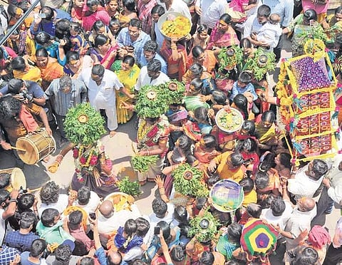 Bonalu celebrations at Ujjaini Mahankali Temple in Secunderabad on Sunday | S Senbagapandiyan
