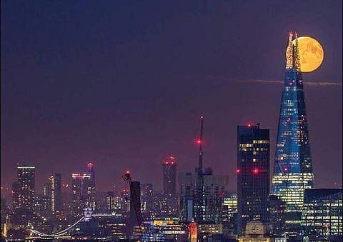 Representational image