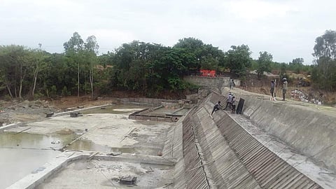 Check dam across Palar river 