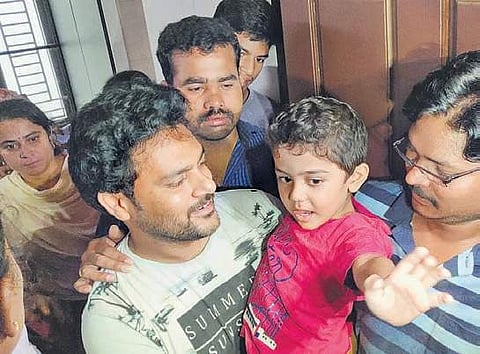 Jashith with his family in Mandapeta | ( Photo | EPS ) ss