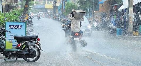 Heavy rain lashed Rajamahendravaram on Friday, July 26 (Photo | EPS)
