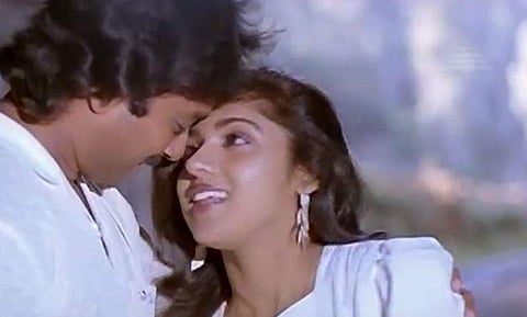 A still from Oru Kadhal Devathai song from 'Idhaya Thamarai'. (Photo | YouTube Screengrab)