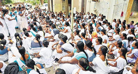 Village health nurses held a day-long protest at Directorate of Medical and Rural Health Services at Teynampet, in Chennai on Monday | R Satish Babu