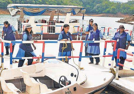 The women drivers at the DTPC quay in Neyyar Dam   Vincent Pulickal