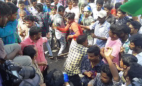 Image of an earlier clash between TDP and YSRCP workers near Thurpu Kamma Palem during YSRCP office opening in Ongole. For representational purpose (Photo | EPS)