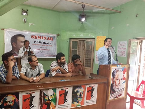 Dr Kafeel Khan speaks at a seminar organised by SFI West Bengal State Committee. (Photo | SFI)