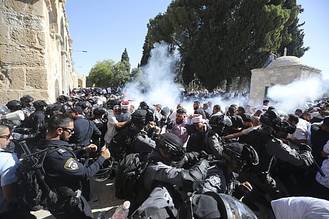 Israeli police clashes with Palestinian worshippers at al-Aqsa mosque compound in Jerusalem, Sunday, Aug 11, 2019. | ( Photo | AP )