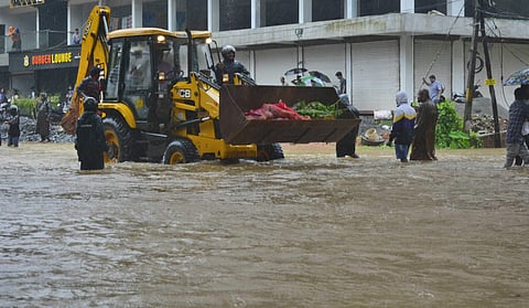 Standalone Flood water flowing through Vellimadukunnu in Kozhikode. | (Manu R Mavelil |EPS)