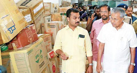 Chief Minister Pinarayi Vijayan and Mayor V K Prasanth at the relief collection centre at the Corporation’s main office in Thiruvananthapuram | Vincent Pulickal