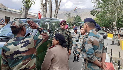 MS Dhoni interacts with locals and jawans in Ladakh (Photo | Twitter/@iam_ravi007)