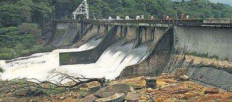 Water being released from Poringalkuthu reservoir to Chalakudy river | Express