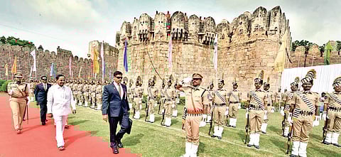 1 Chief Minister K Chandrasekhar Rao at the 73rd I-Day celebrations at Golconda Fort