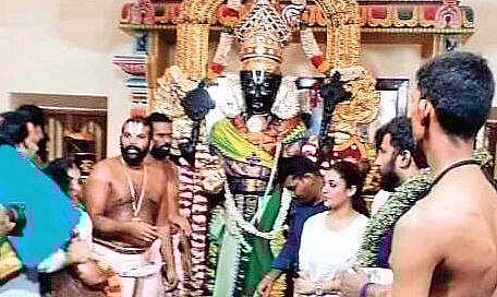 Actor Nayanthara having darshan of Aththi Varadhar at Devaraja Swamy temple in Kancheepuram on Thursday | Express