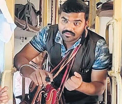 Avdhesh Dubey, a toy seller on trains in Surat.