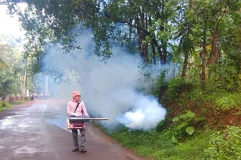 A health worker involved in fogging in Kerala after dengue fever were reported (File Photo | EPS)