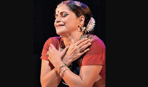 Vidhushi Indira Kadambi